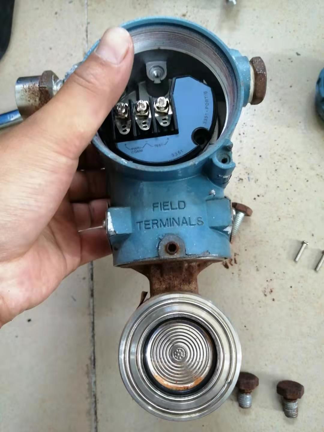 電容差壓樱桃视频大全免费高清版拆卸查看內部結構